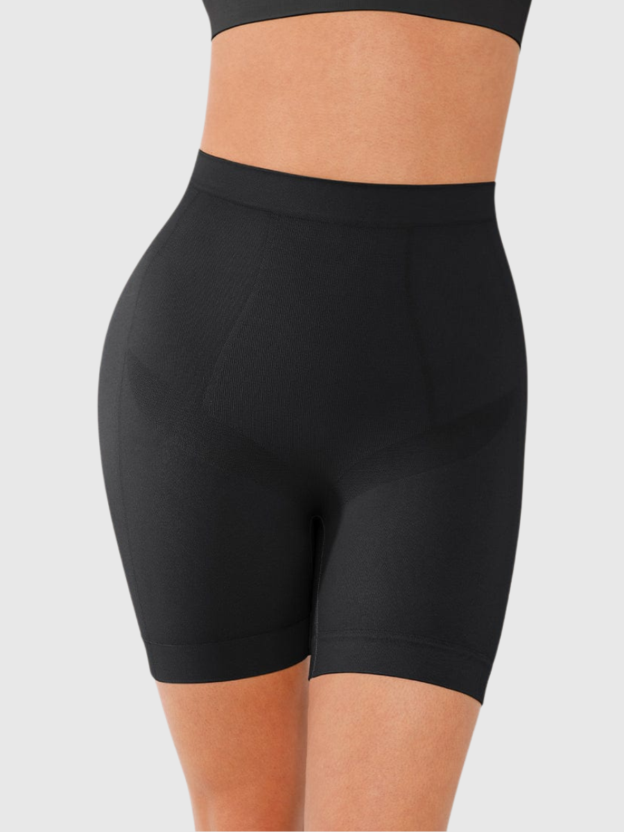 Contour Queen Shorts