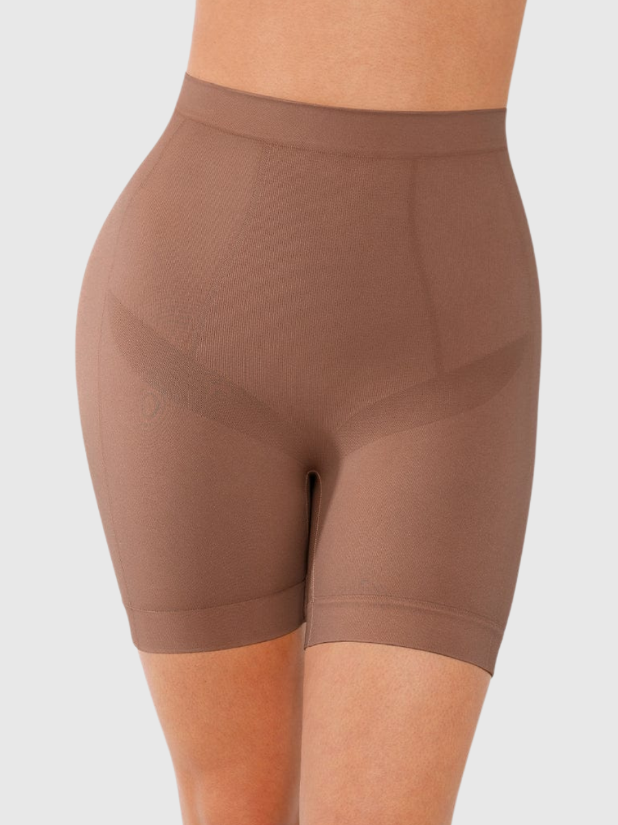 Contour Queen Shorts
