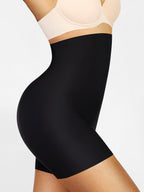Instant Hips Shorts