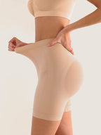 Contour Queen Shorts