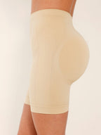 Contour Queen Shorts